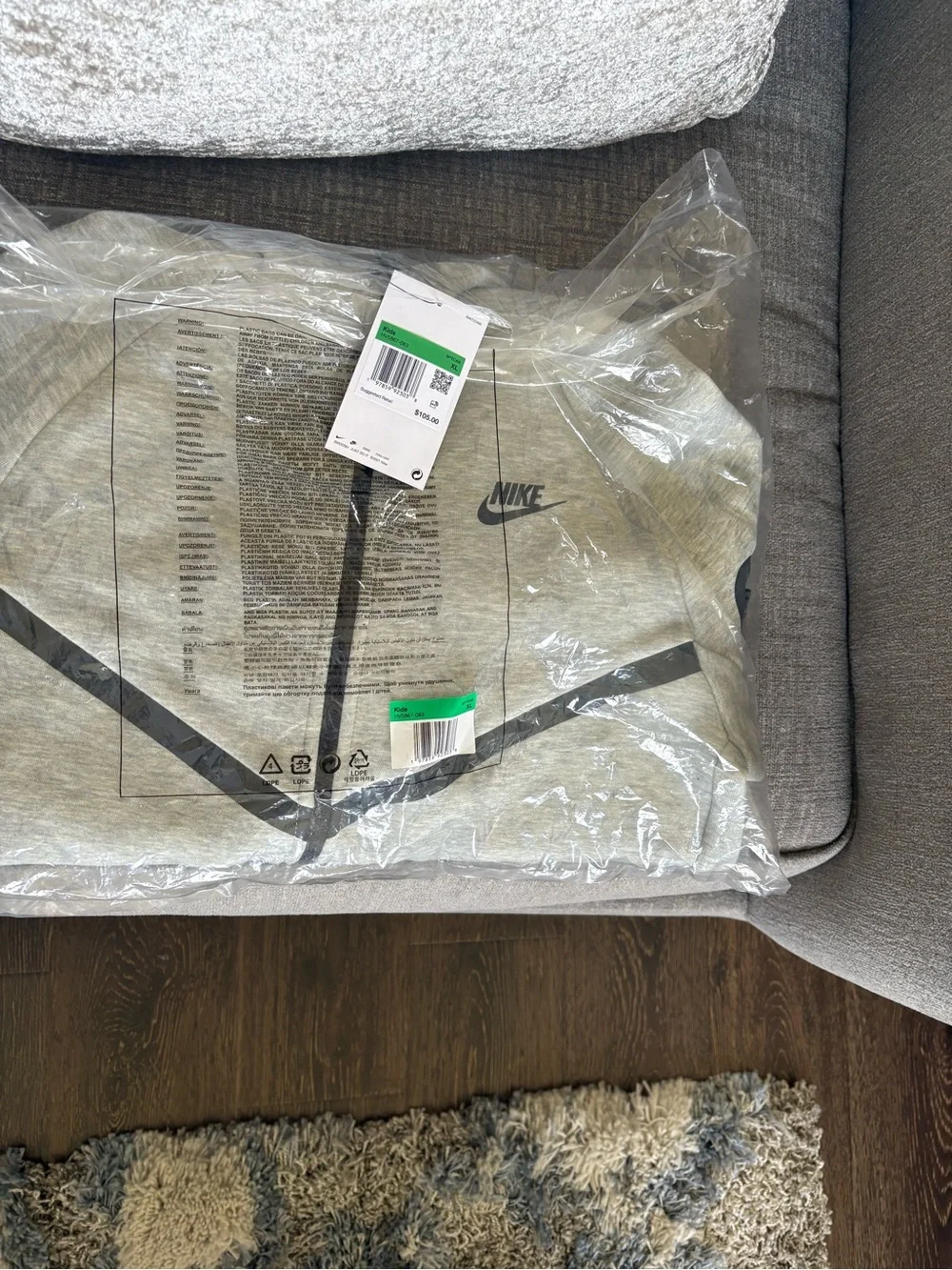 Nike pullover hoodie